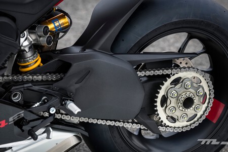 Ducati Panigale V4 2022 011