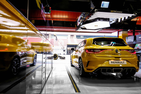 Así es el Renault Mégane R.S Trophy 2018, con chasis Cup de serie y motor 1.8 litros turbo de 300 CV
