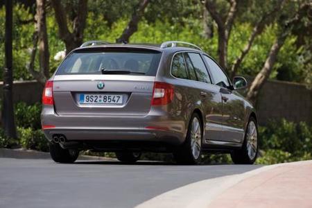 Skoda Superb Combi