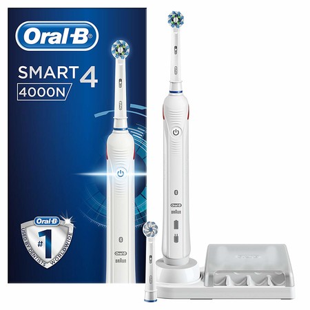 Por 76,86 euros tenemos el cepillo Oral-B Smart 4 4000N CrossAction rebajado en Amazon