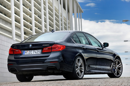 BMW M550i xDrive