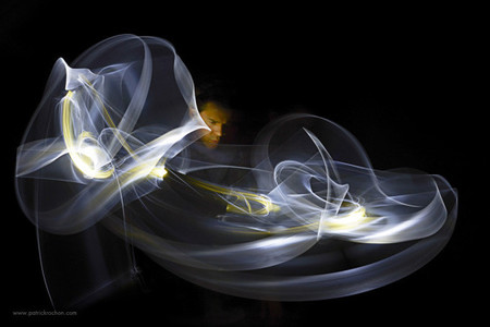Light Painting estilo Jedi. Mezclando sables de luz, danza y artes marciales para crear imágenes impactantes