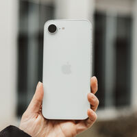 Apple ha descubierto la pólvora con el iPhone 16e. Así que ha puesto en marcha la maquinaria para replicar su éxito, según Gurman 