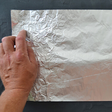 Por qué un lado del papel de aluminio es mate y el otro brillante y por qué no importa en absoluto 