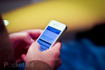 El iPhone 4 blanco podría haberse retrasado por un 'minúsculo' detalle