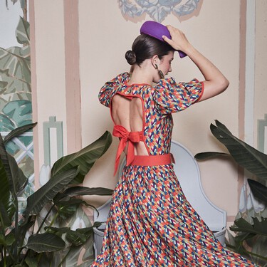 Cortefiel rebaja el vestido de invitada de Panambi más fresco, cómodo y espectacular del verano 