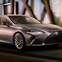 Así de interesante luce el nuevo Lexus ES... pero aún es un misterio si llegará o no a Europa