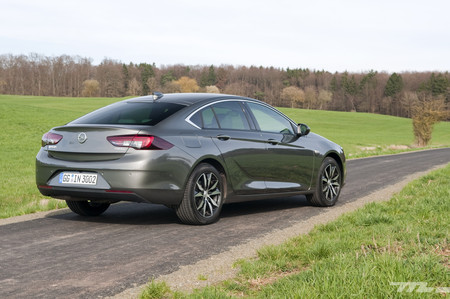 Opel Insignia Grand Sport 2017, prueba contacto