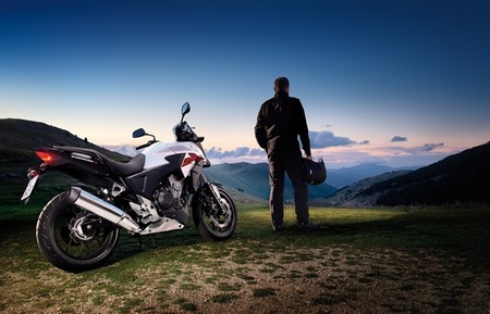 Salón de Milán 2012: Honda CB500X, faltaba la crossover para cerrar la familia del A2