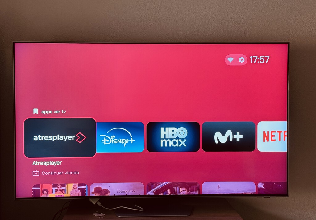 Android TV se les hace bola a mis padres, así que les he instalado este launcher sencillo, gratis y de código abierto 