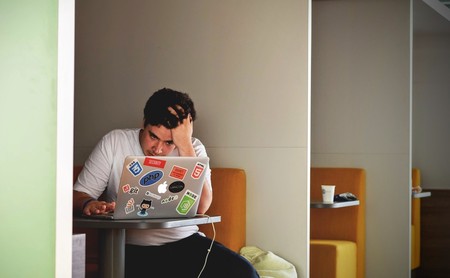 Esta web genera hilarantes excusas para 'explicar' brechas de seguridad: 