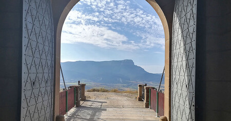 Pueblo Montana Rural Medieval Patrimonio Espana Viajes Escapadas Georgina Rodriguez