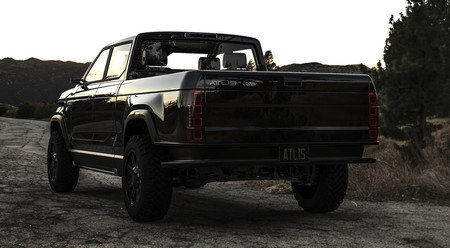 Atlis XT