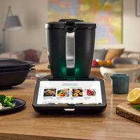 Llega a México el robot que promete cocinar por ti y sin ensuciar trastes, pero con una condición: pagar más de 30 mil pesos