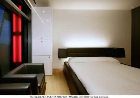 Hotel Puerta América: Mark Newson