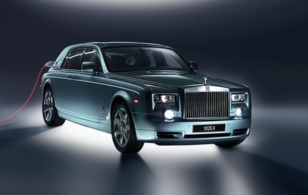 Rolls-Royce también necesita una motorización alternativa, pero no la veremos pronto