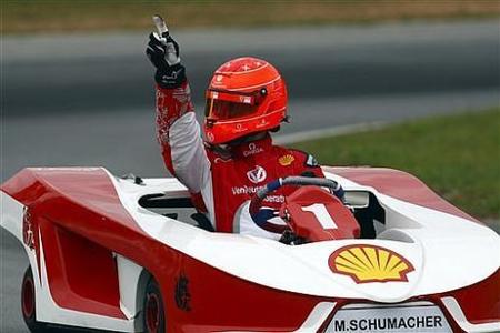 Cuando Michael Schumacher abre la boca, sube el pan