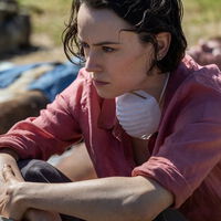 Sigue siendo un misterio cuándo Daisy Ridley volverá a ser Rey en Star Wars, pero ni falta que le hace para ilusionarme con sus pelis