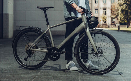 Canyon Commuter On Ebike 1