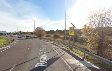 Radar de tramo DGT en la rotonda de E.Leclerc (Salamanca)