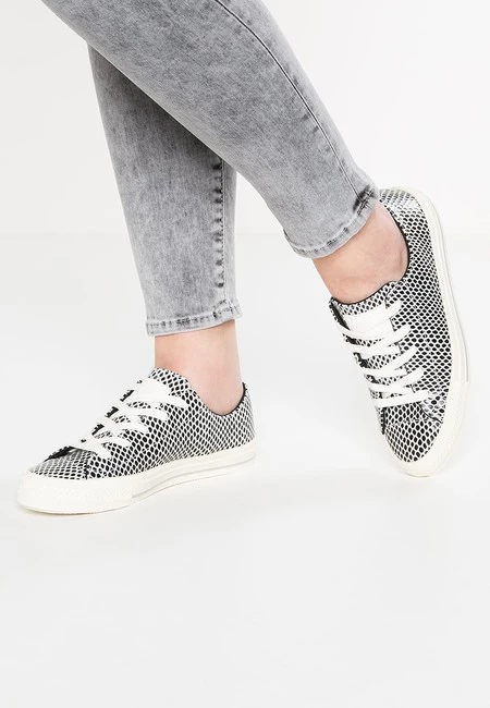 Zapatillas Chuck Taylor All Star Gemma rebajadas un 70% en Zalando, de 84,95 euros a sólo 25,45 euros en Zalando 