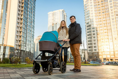 Por qué tener hijos es el argumento definitivo para utilizar un coche eléctrico