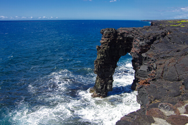 Holei Arch