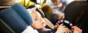 Dime cuántos años tiene tu hijo y te diré qué sillita del coche comprar: la DGT explica cómo debes elegir