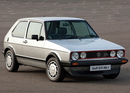 Siete generaciones se dicen fácil: así son los Volkswagen Golf más rápidos de cada época