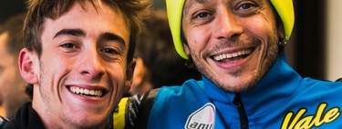 Valentino Rossi defiende antes a Pedro Acosta que al piloto de su propio equipo: "Yo no lo habría hecho"