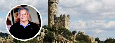 El refugio de Jorge Sanz (56 años) está en un rincón de la sierra madrileña: una torre del siglo IX, bosques de encinas y rutas entre enormes bloques de granito 