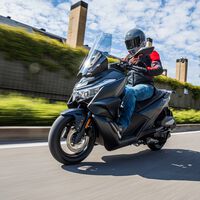 Probamos el Voge SR3: suena a tópico, pero es difícil encontrar un scooter que te dé más por menos de 4.000 euros