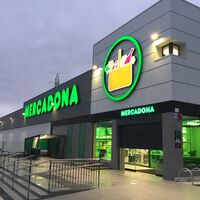 La hostelería cuestiona los platos preparados de Mercadona y la clientela avisa: “También habría que prohibir los bares que te venden la comida del Mercadona como casera” 