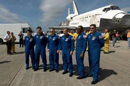 El Discovery aterriza por última vez