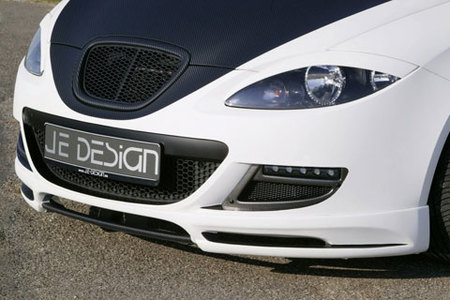 Otro kit de JE Design para el Seat León