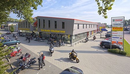 Visita guiada al cuartel general de Ten Kate en Holanda