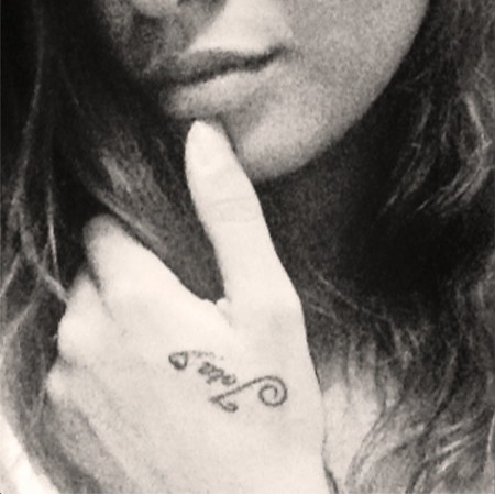 Jessica Bueno, de verdad que hay tatuajes que no son necesarios