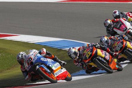 MotoGP Holanda 2012: disputadísima carrera en la que se lleva la victoria Maverick Viñales