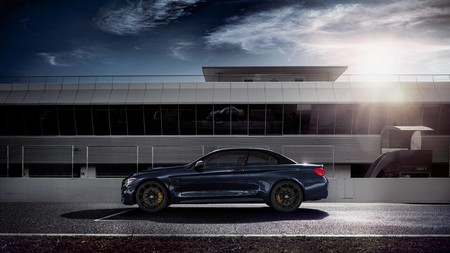 BMW M4 Cabrio Edition 30 Jahre