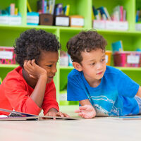 Los beneficios de llevar a tus hijos a una biblioteca y cómo estos espacios contribuyen a su desarrollo y aprendizaje 