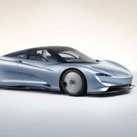 El McLaren Speedtail se deja ver en las primeras imágenes filtradas, horas antes de su presentación