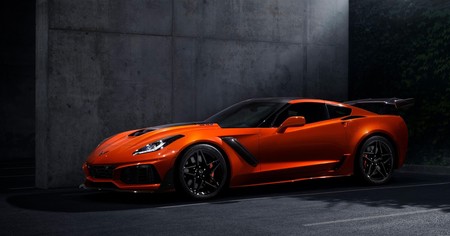 Cadillac iba en serio cuando dijo que no le prestaría su nuevo V8 a nadie, ni siquiera al Corvette
