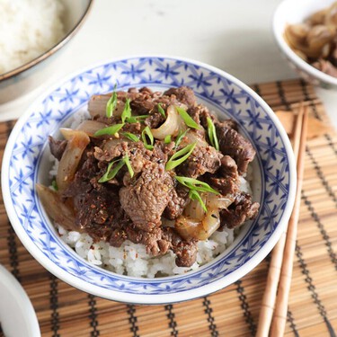 Cómo hacer gyudon casero: el donburi de ternera más tradicional de Japón