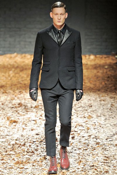 McQ by Alexander McQueen en Londres Fashion Week para el Otoño-Invierno 2012/2013