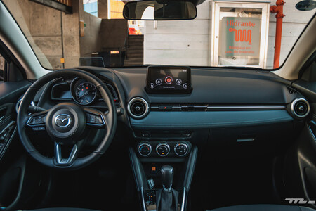 Mazda 2 Carbon Edition Sedan Prueba De Manejo Opiniones Resena Fotos 57
