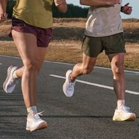 El Corte Inglés se suma a fiebre del running con estas zapatillas Asics para salir a correr a precio de liquidación