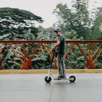 Queda un año para que tu patinete cumpla con todas estas exigencias, o no podrá circular, recuerda la DGT