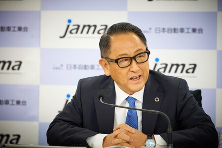 Toyota ve a los vehículos eléctricos como una amenaza para Japón y a su economía