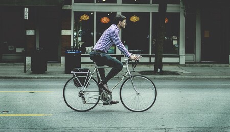 Google Maps se actualiza, y no solo para los coches: los ciclistas tendrán un nuevo sistema de navegación guiada