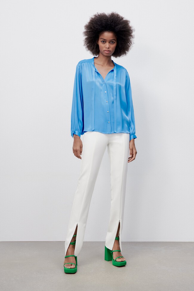 blusa satinada estampada zara